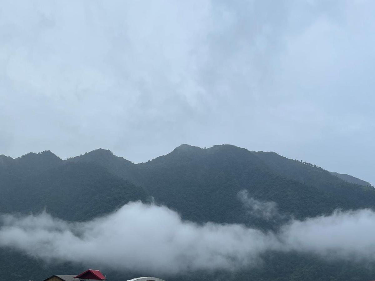 Rishikesh Adiyogi Hotel Екстериор снимка